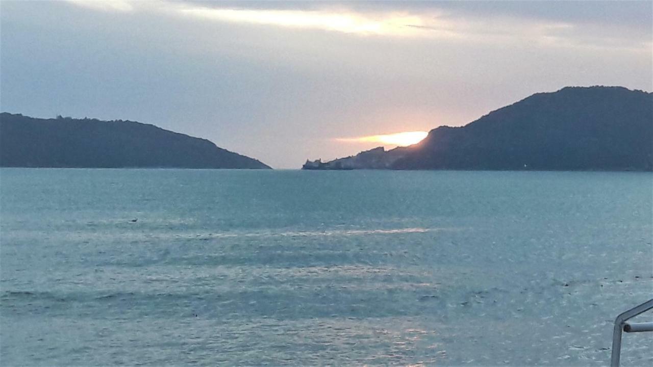 Aurora: Beach-5 Terre-Trekking-Excursions-Relax ซานเตเรนโซ ภายนอก รูปภาพ